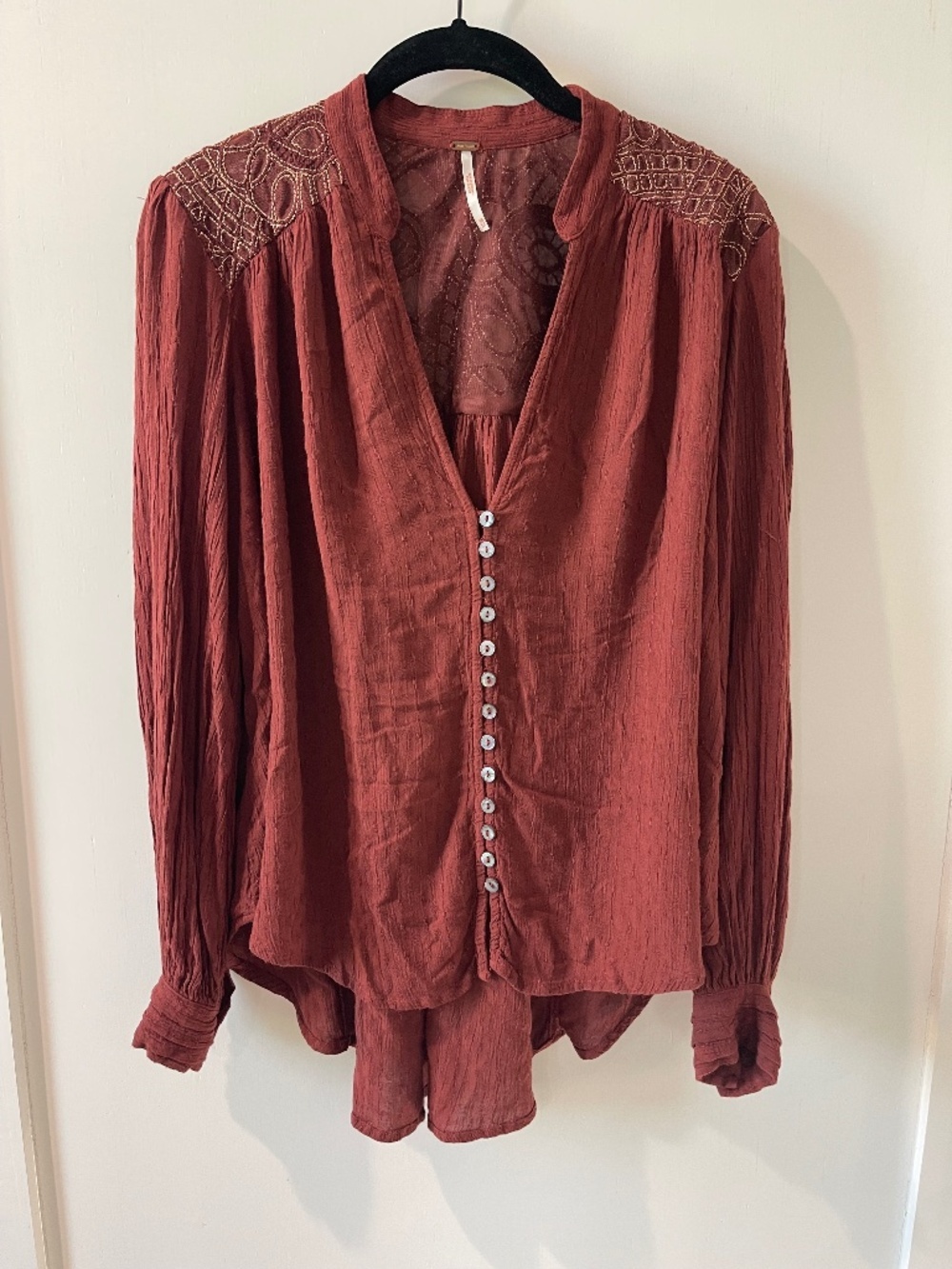Free People Women's Canyon Rose Metallic Embroidered Hi Low Blouse XS